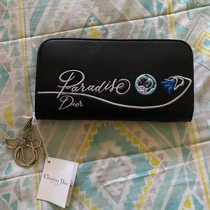 New CHRISTIAN DIOR Calfskin Paradise Diorissimo Voyageur Wallet Black!! 🌟